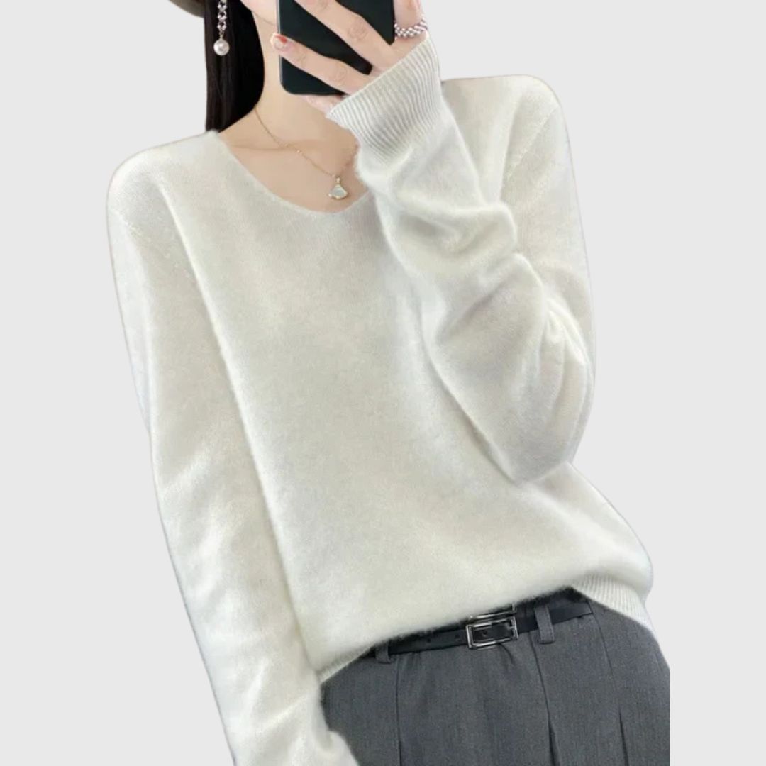 Chloe - Elegant Soft Jumper