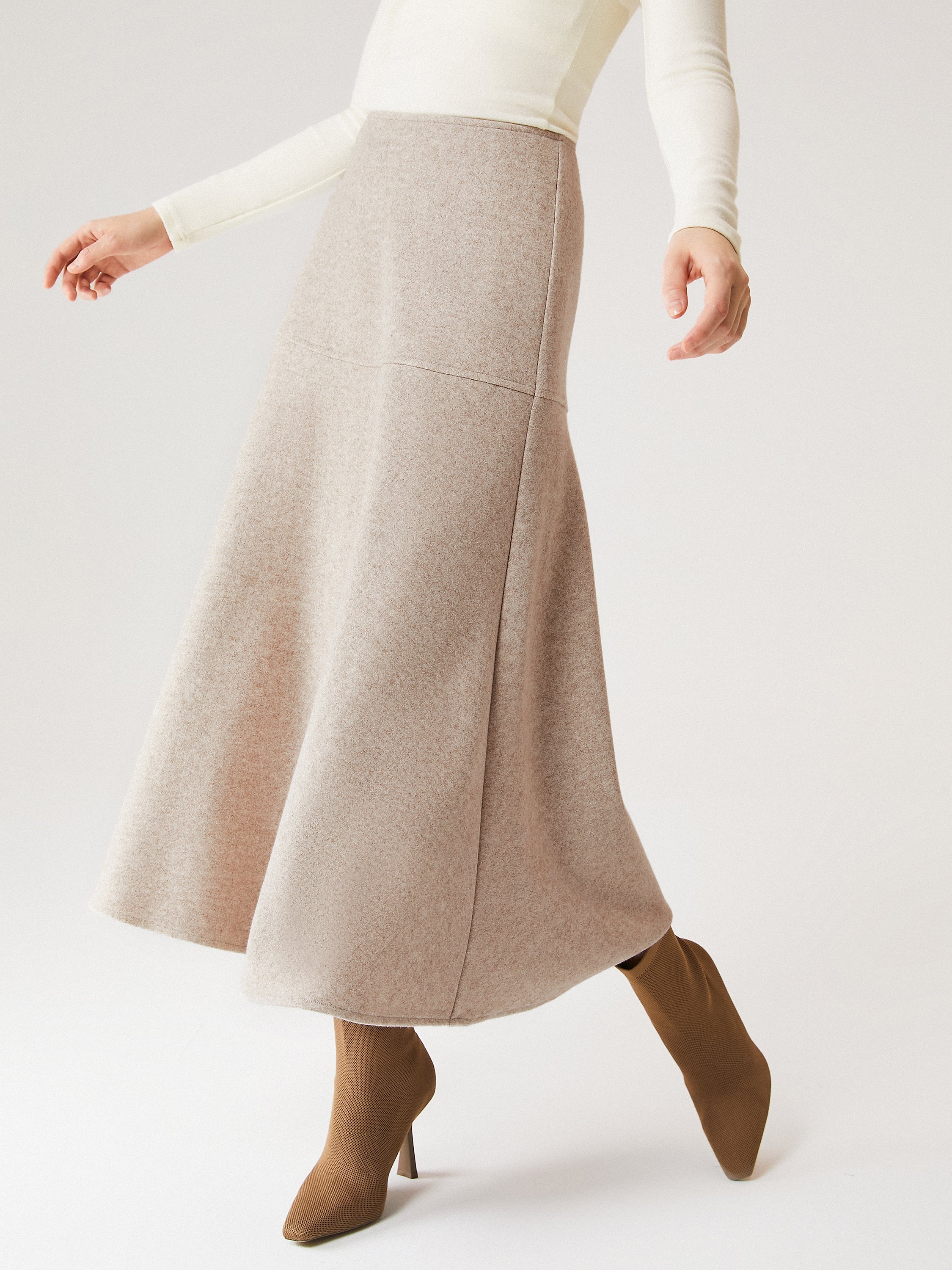 2Pcs Set Ruched Sides Tuckable Mockneck Top & Flared Maxi Skirt