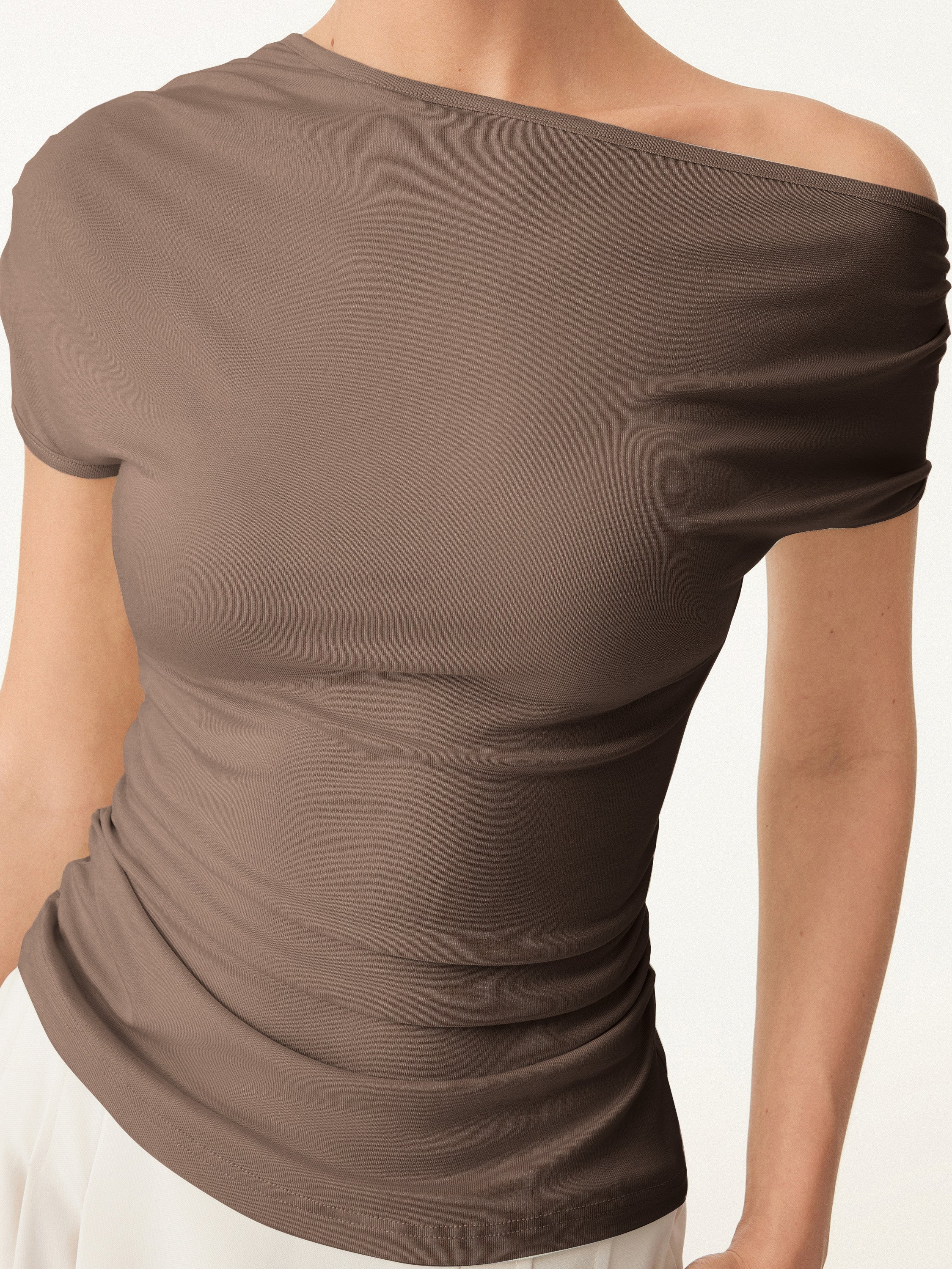 Cooling Asymmetrical Short Sleeve Stretchy Tee