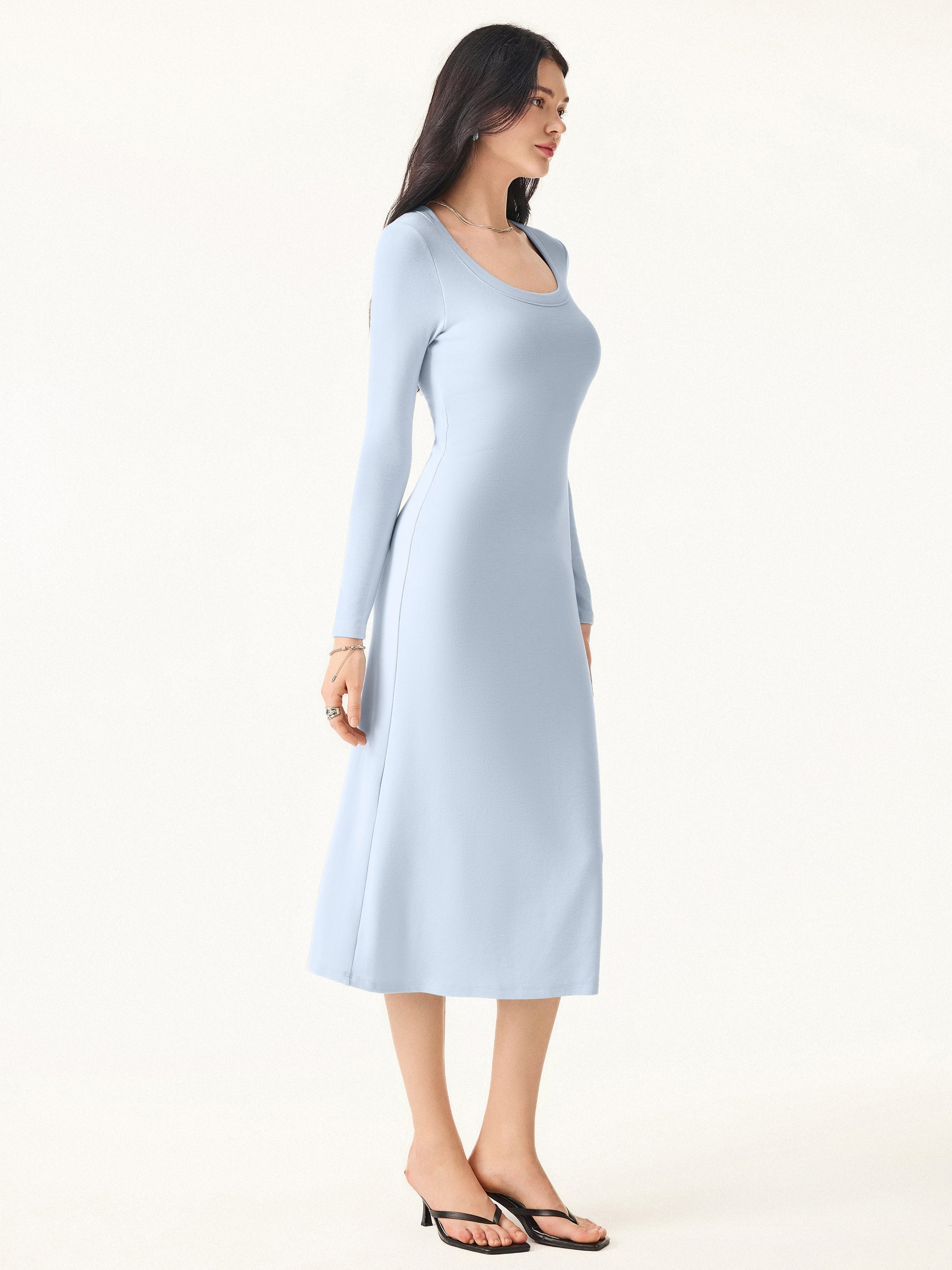 Essential Scoop Neck Long Sleeves Midi Brami Dress