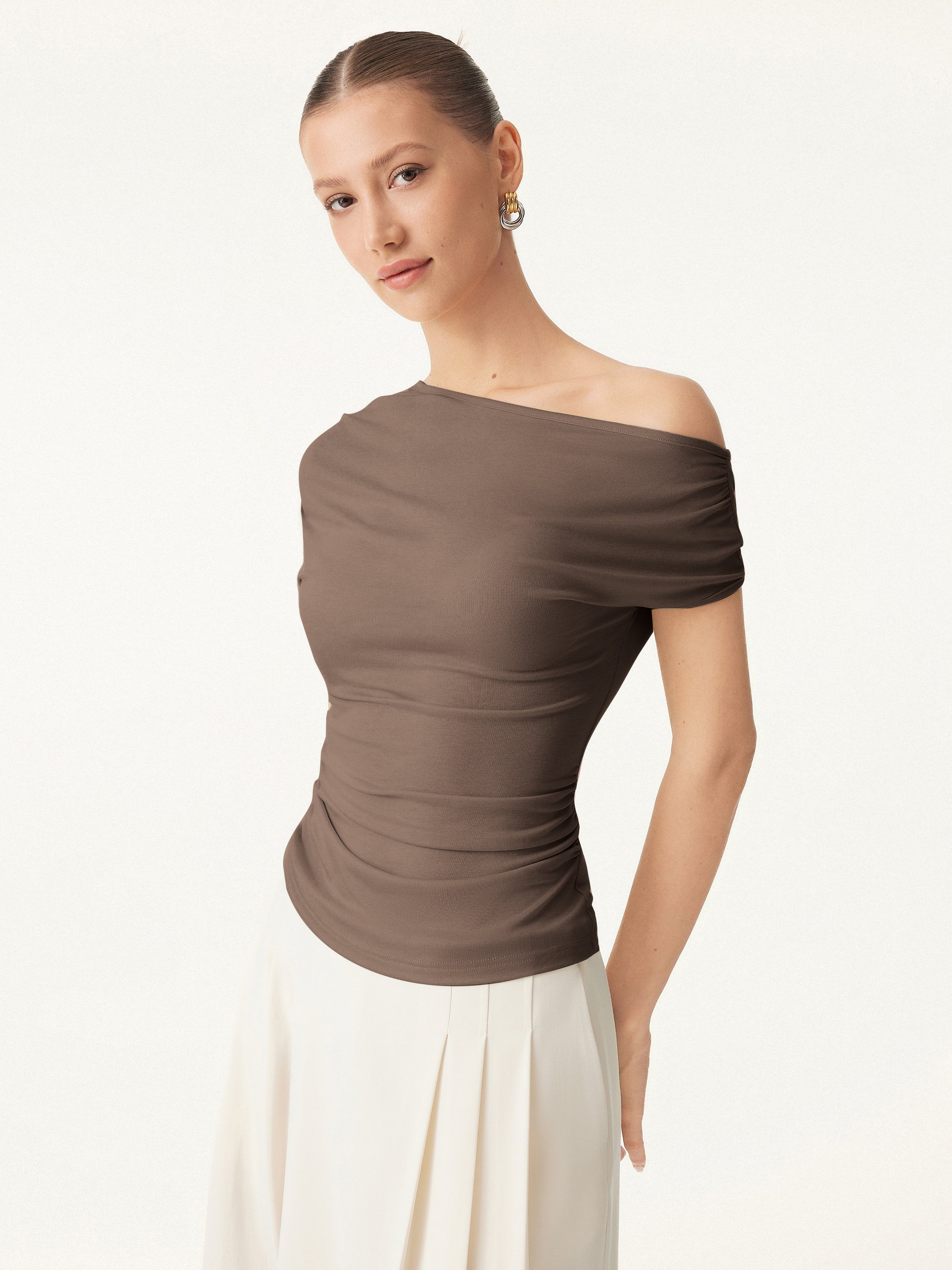 Cooling Asymmetrical Short Sleeve Stretchy Tee