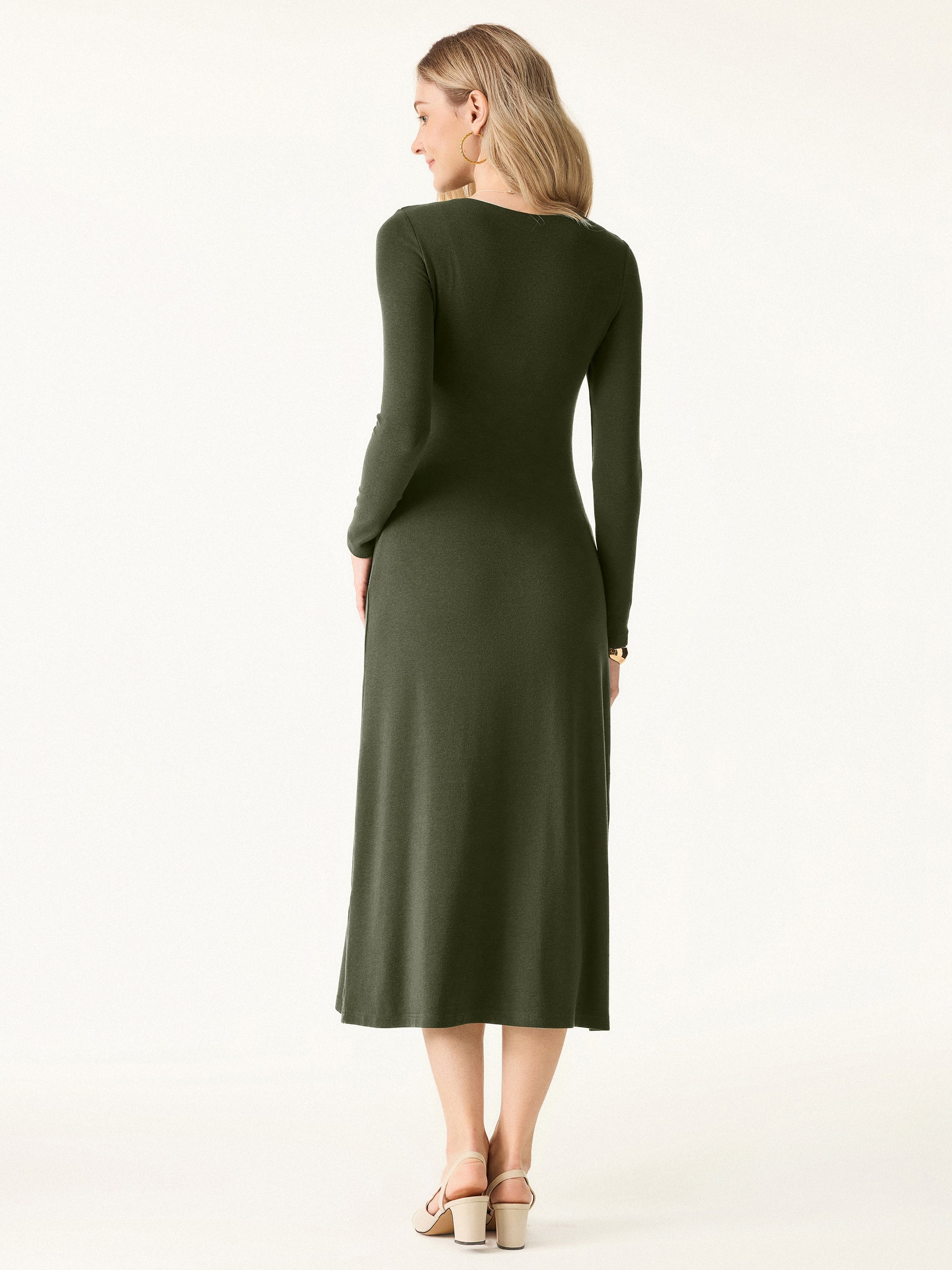 Essential Round Neck Long Sleeve Midi Brami Dress