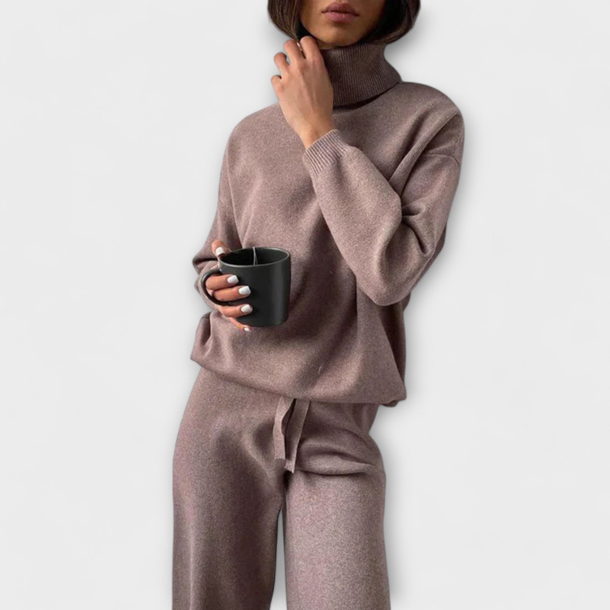 Elena – Soft Touch Set with Refined Comfort